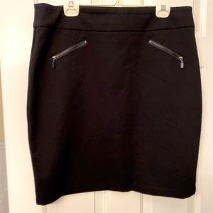 Black Mini  Skirt with Zipper Detail.